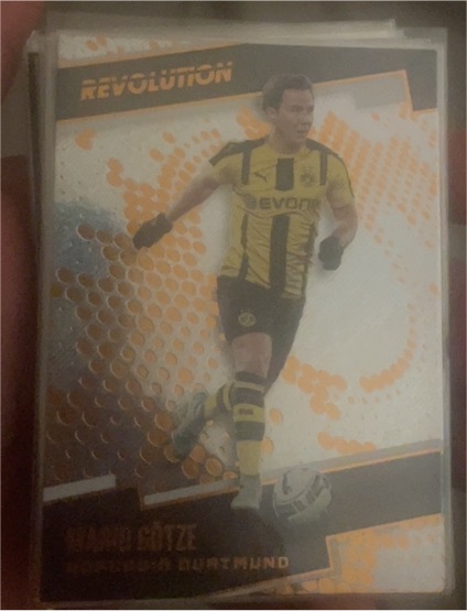 2017 Panini Revolution #27 Mario Gotze Borussia Dortmund — front
