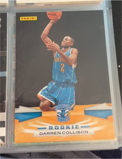 2009-10 Panini #371 Darren Collison — front