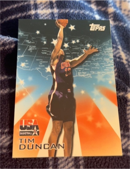 2000 Topps Team USA Gold #1 Tim Duncan — front