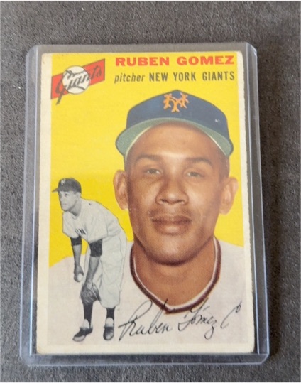 1954 Topps #220 Ruben Gomez — front