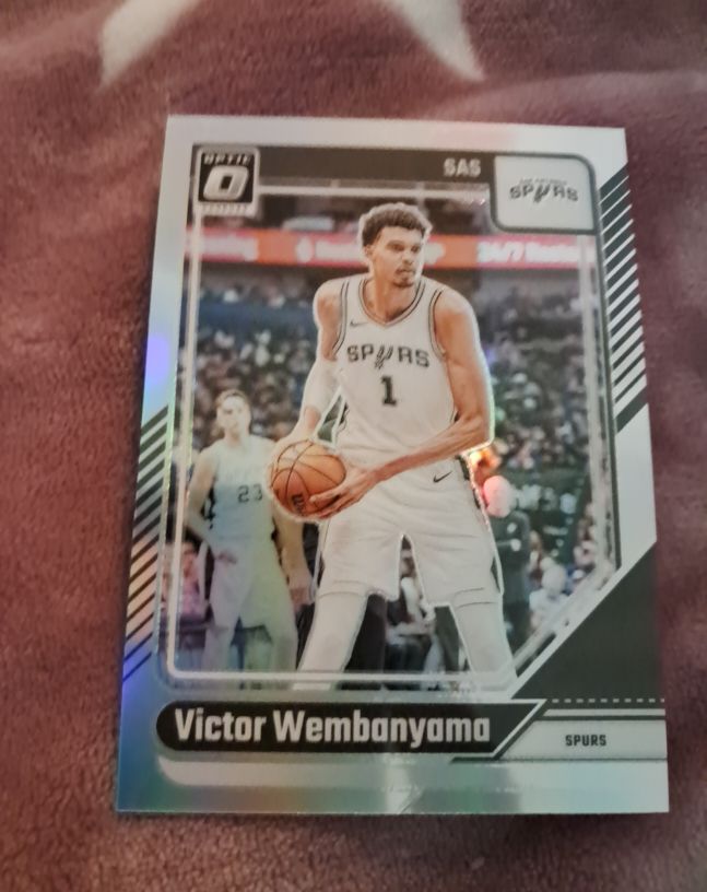 2024-25 Panini Donruss Optic #45 Victor Wembanyama — front