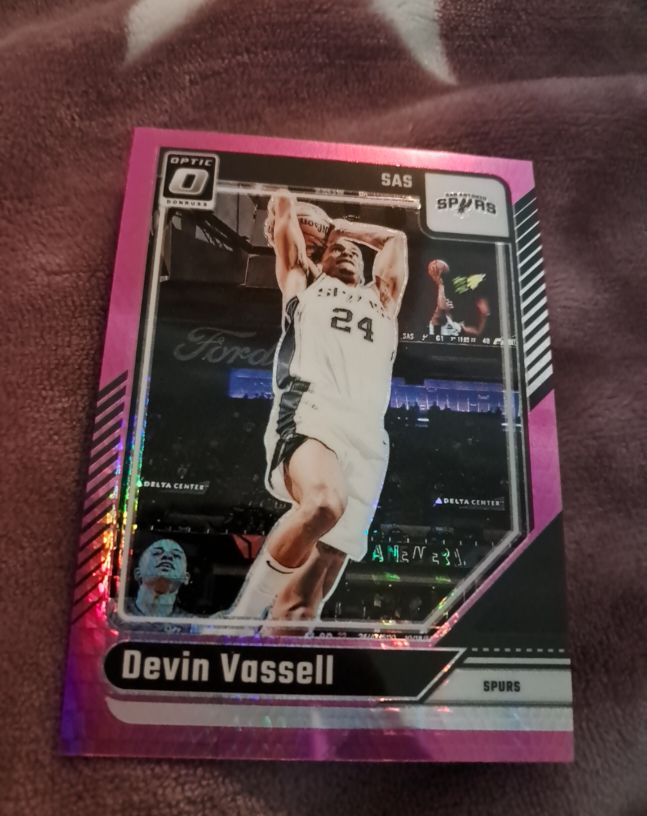 2024-25 Donruss Optic #157 Devin Vassell — front