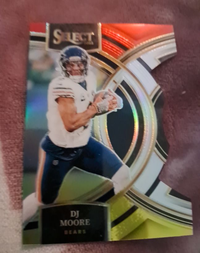 2023 Panini Select Premier Level Die-Cut #159 DJ Moore — front