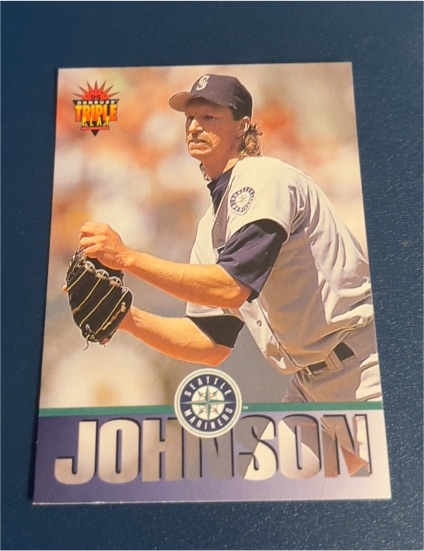 1994 Donruss Triple Play #128 Randy Johnson — front