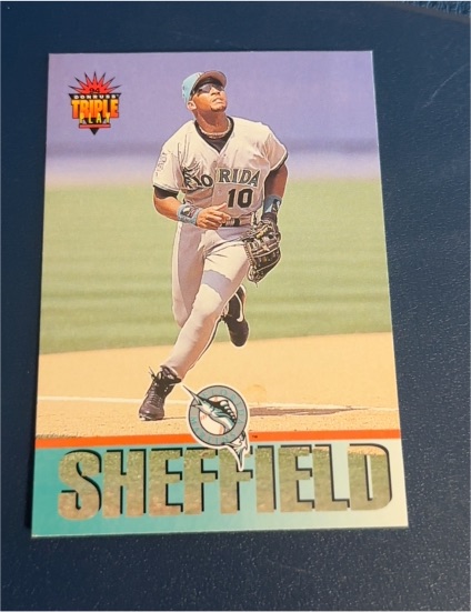 1994 Donruss Triple Play #140 Gary Sheffield — front