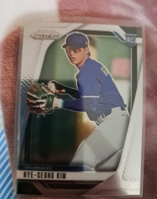 2025 Panini Prizm #72 Hye-Seong Kim — front