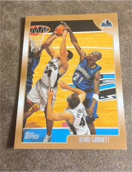 1998-99 Topps #125 Kevin Garnett — front