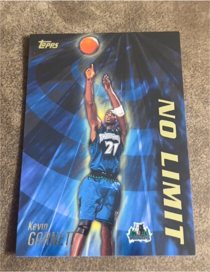 2000-01 Topps No Limit #NL2 Kevin Garnett — front