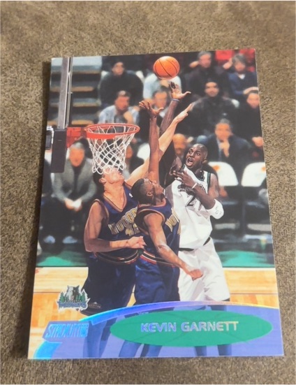 2000-01 Topps Stadium Club #21 Kevin Garnett — front