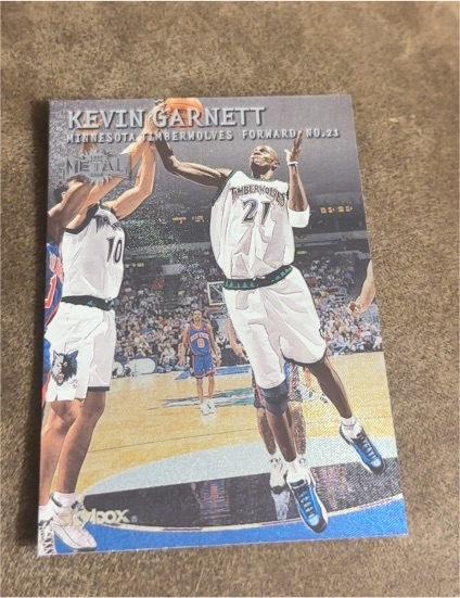 1999-00 Skybox Metal #68 Kevin Garnett — front