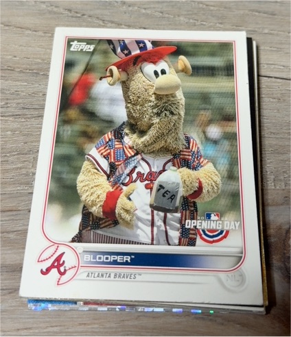 2022 Topps Opening Day Mascots #M-1 Blooper Atlanta Braves — front