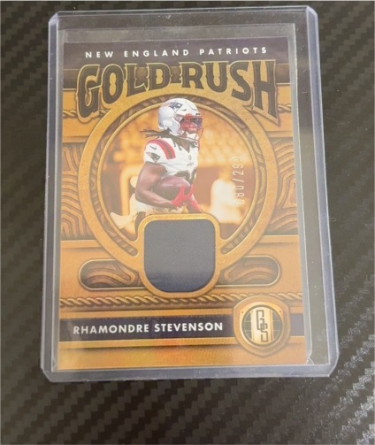 2022 Panini Gold Standard Gold Rush #Rhamondre Stevenson — front
