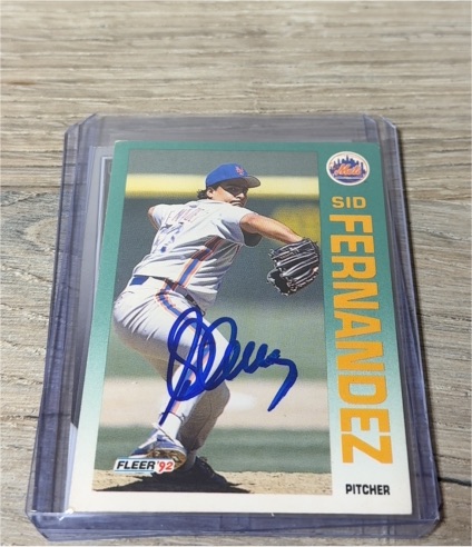 1992 Fleer #503 Sid Fernandez — front