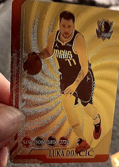 1993-94 Fleer Special Edition Die-Cut All-Stars #E13 Luka Dončić — front