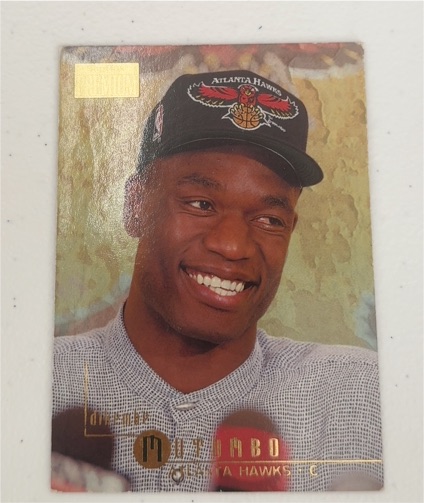 1996-97 SkyBox Premium #4 Dikembe Mutombo — front
