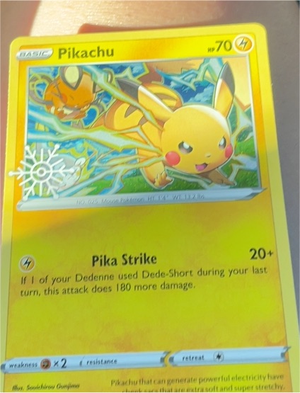 2022 Pokémon #049 Pikachu — front