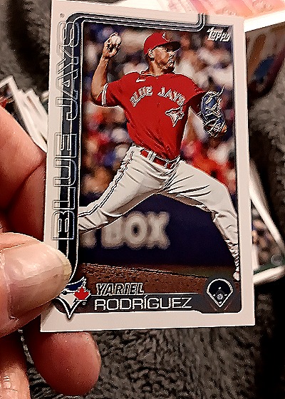 2025 Topps Series 2 #694 Yariel Rodriguez — front