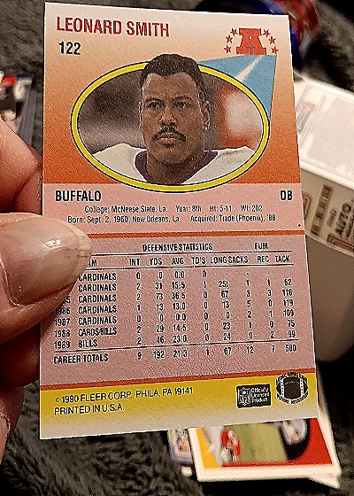 1990 Fleer #122 Leonard Smith — back