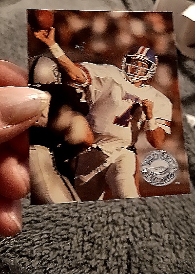 1991 Pro Set Platinum #28 John Elway — front