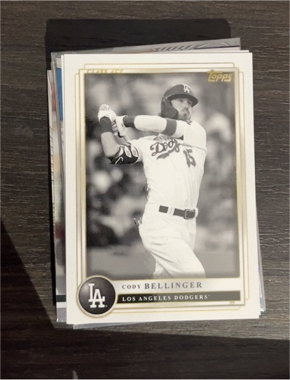 2022 Topps X Aaron Judge Class Act Black & White #18 Cody Bellinger — front