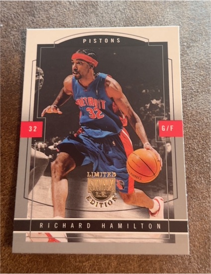 2003-04 SkyBox Limited Edition #32 Richard Hamilton — front
