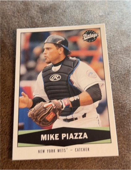 2004 Upper Deck Vintage #41 Mike Piazza — front