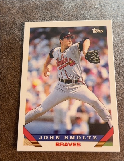 1993 Topps #35 John Smoltz — front