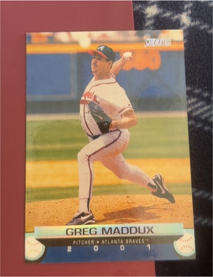 2001 Topps Stadium Club #201 Greg Maddux — front