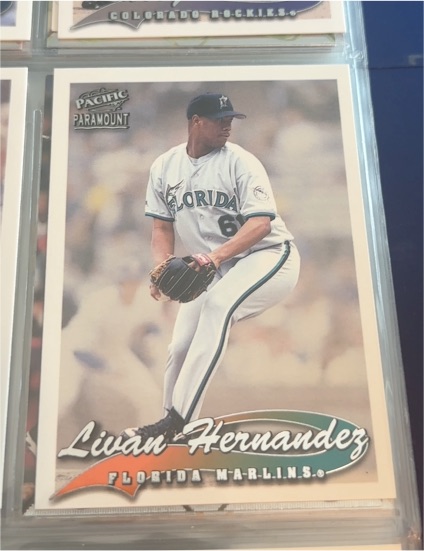 1999 Pacific Paramount #96 Livan Hernandez — front