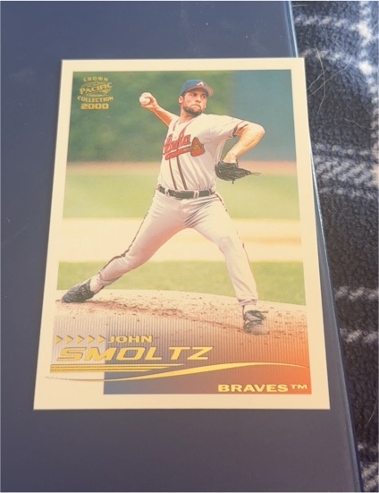 2000 Pacific Crown Collection #28 John Smoltz — front