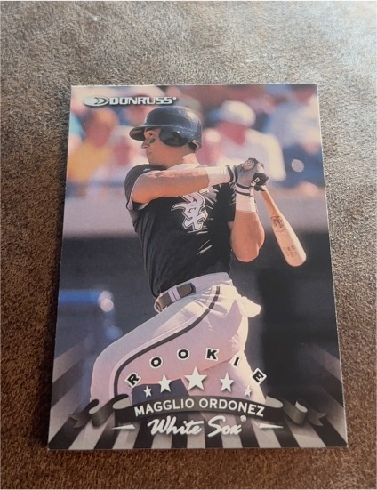 1998 Donruss #305 Magglio Ordonez — front