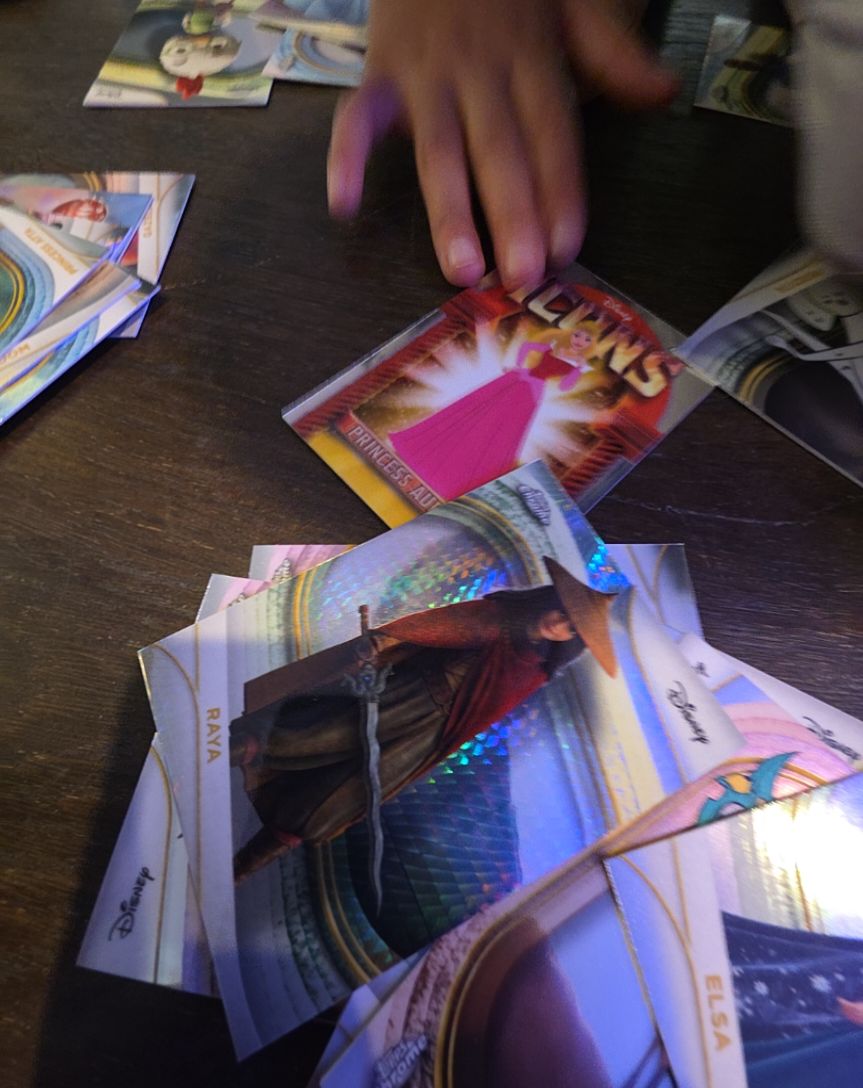 2025 Topps Disney Chrome Raya — front