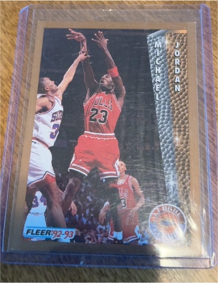 1992-93 Fleer #238 Michael Jordan — front