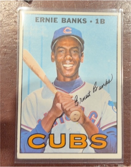 1967 Topps #215 Ernie Banks — front