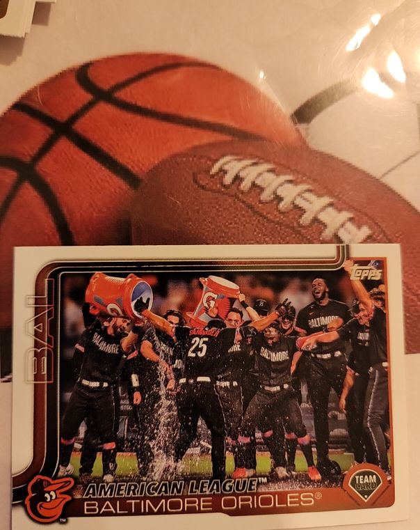 2025 Topps #170 Baltimore Orioles — front