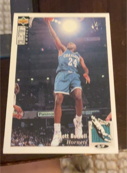 1994-95 Upper Deck Collector's Choice #71 Scott Burrell — front