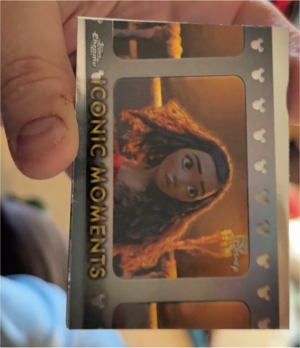2025 Topps Chrome Disney Iconic Moments #IM-1 Moana — front