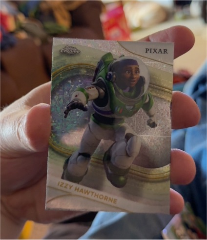 2025 Topps Chrome Disney #29 Izzy Hawthorne — front