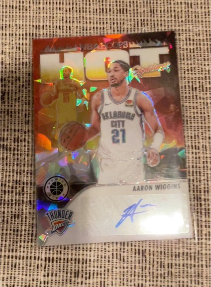 2023-24 Panini NBA Hoops Premium Stock Hot Signatures #HS-WIG Aaron Wiggins — front