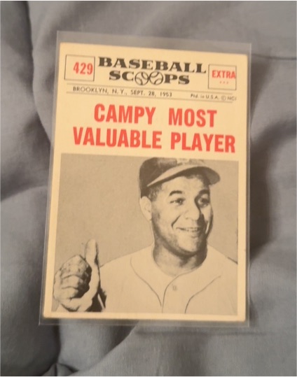 1961 Nu-Card Scoops #429 Roy Campanella — front