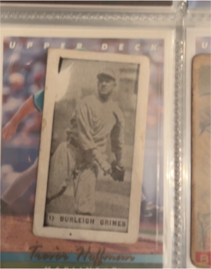 1940 Play Ball #1 Burleigh Grimes — front