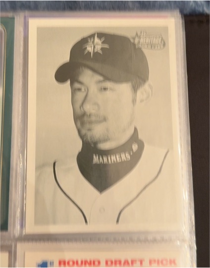 2001 Bowman Heritage #352 Ichiro Suzuki — front