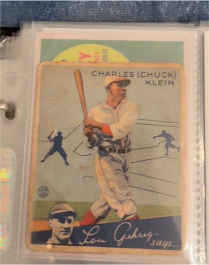 1934 Goudey #10 Charles (Chuck) Klein — front