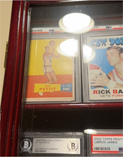1957 Topps #24 Bob Pettit Rookie — front