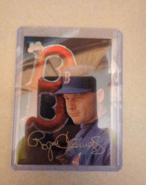 1993 Leaf Studio #22 Roger Clemens — front