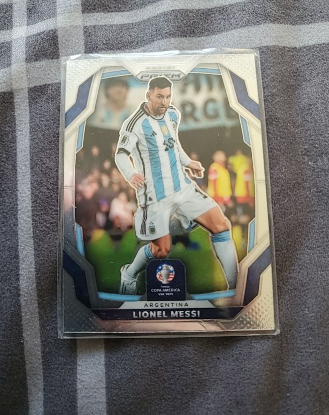 2024 Panini Prizm CONMEBOL Copa America #1 Lionel Messi — front