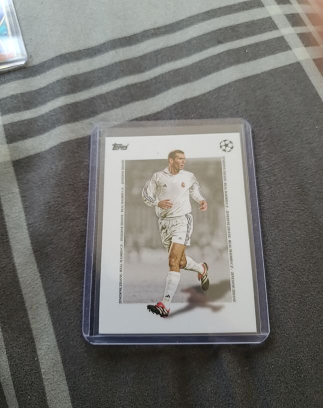 2025 Topps Simplicity UEFA Zinedine Zidane — front