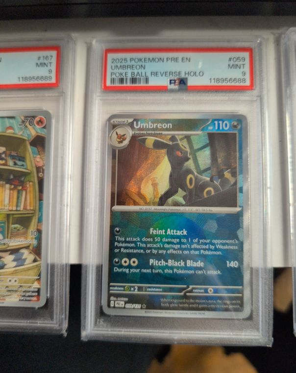 2025 Pokémon Prismatic Evolutions #059 Umbreon — front