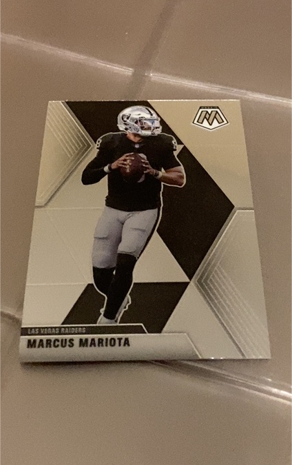 2020 Panini Mosaic #105 Marcus Mariota — front
