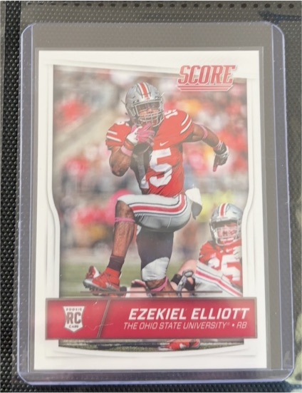 2016 Panini Score #344 Ezekiel Elliott Rookie Card — front